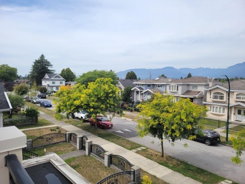 2962 Kitchener Street, Vancouver, BC - Outdoor