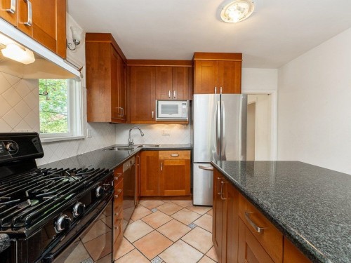 2903 42Nd Avenue W, Vancouver, BC - Indoor Photo Showing Kitchen