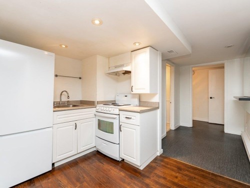 2903 42Nd Avenue W, Vancouver, BC - Indoor Photo Showing Kitchen