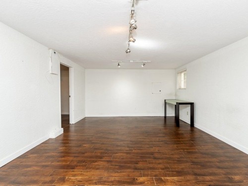 2903 42Nd Avenue W, Vancouver, BC - Indoor Photo Showing Other Room