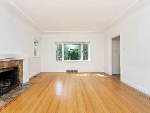 2903 42Nd Avenue W, Vancouver, BC - Indoor Photo Showing Living Room With Fireplace