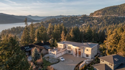 5417 Greentree Road, West Vancouver, BC - Outdoor With Body Of Water With View