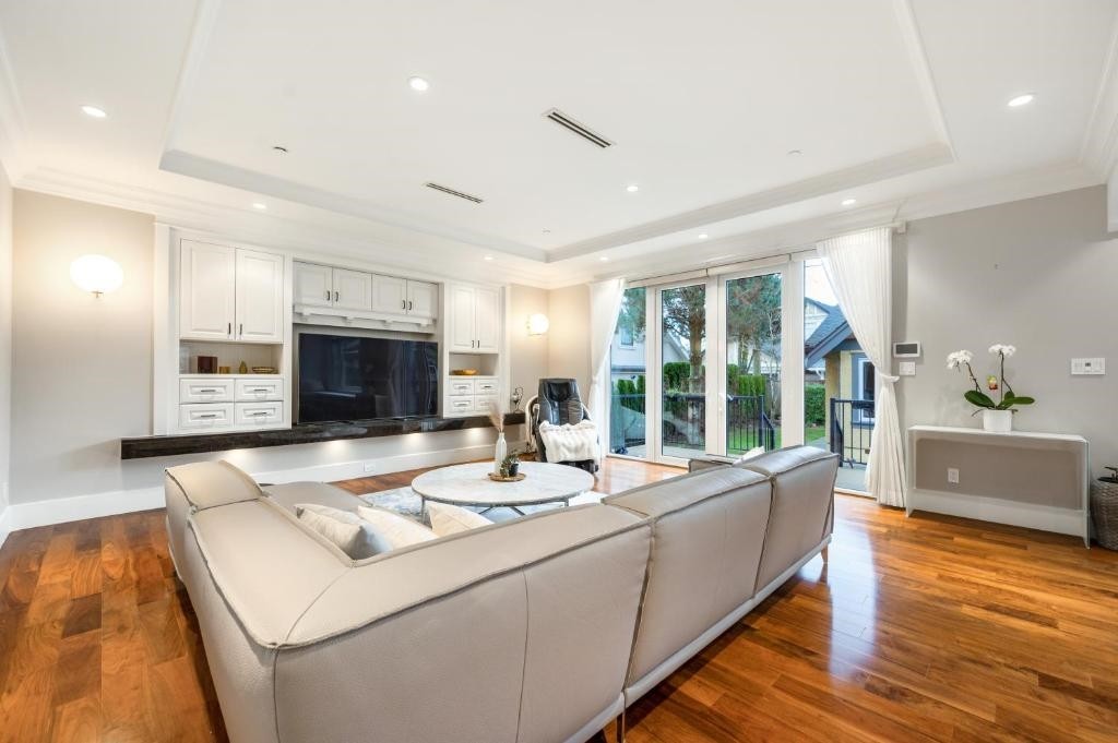 2979 31St Avenue W, Vancouver, BC - Indoor