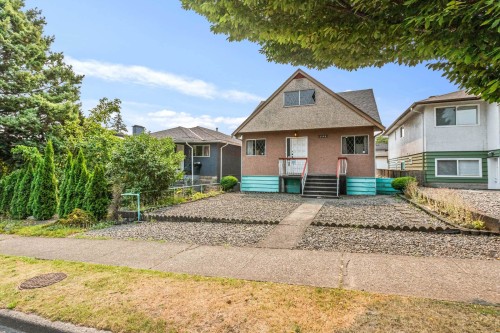 3148 1St Avenue E, Vancouver, BC - Outdoor
