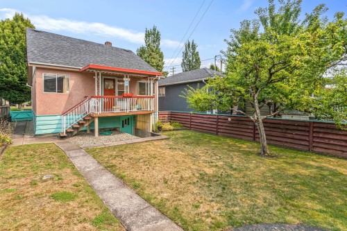 3148 1St Avenue E, Vancouver, BC - Outdoor With Deck Patio Veranda