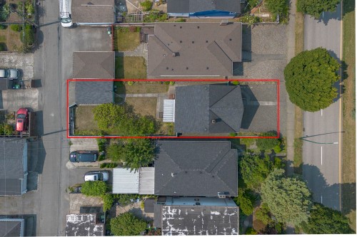 3148 1St Avenue E, Vancouver, BC - Outdoor