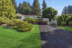 986 Pacific Drive Delta, BC V4M 2K4