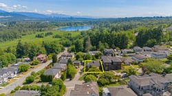 5578 Oakglen Drive Burnaby, BC V5H 3M5