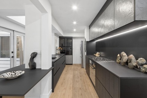4043 Rose Crescent, West Vancouver, BC - Indoor