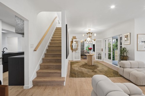 4043 Rose Crescent, West Vancouver, BC - Indoor