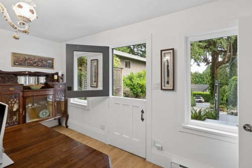 4043 Rose Crescent, West Vancouver, BC - Indoor Photo Showing Other Room