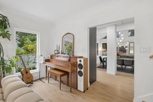 4043 Rose Crescent, West Vancouver, BC - Indoor