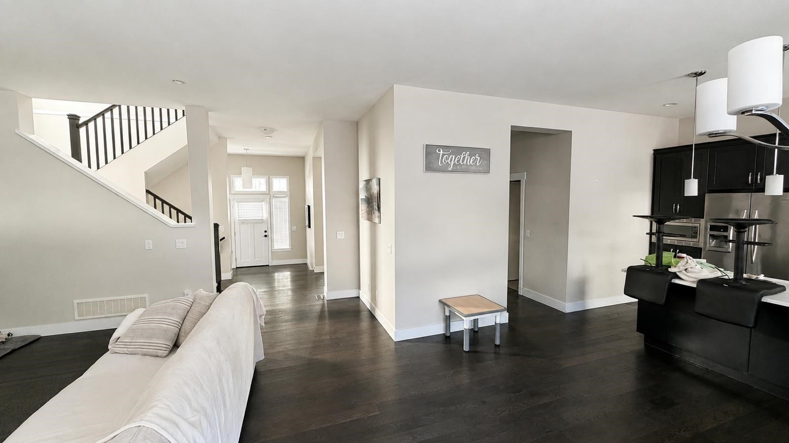 3517 Princeton Avenue, Coquitlam, BC - Indoor