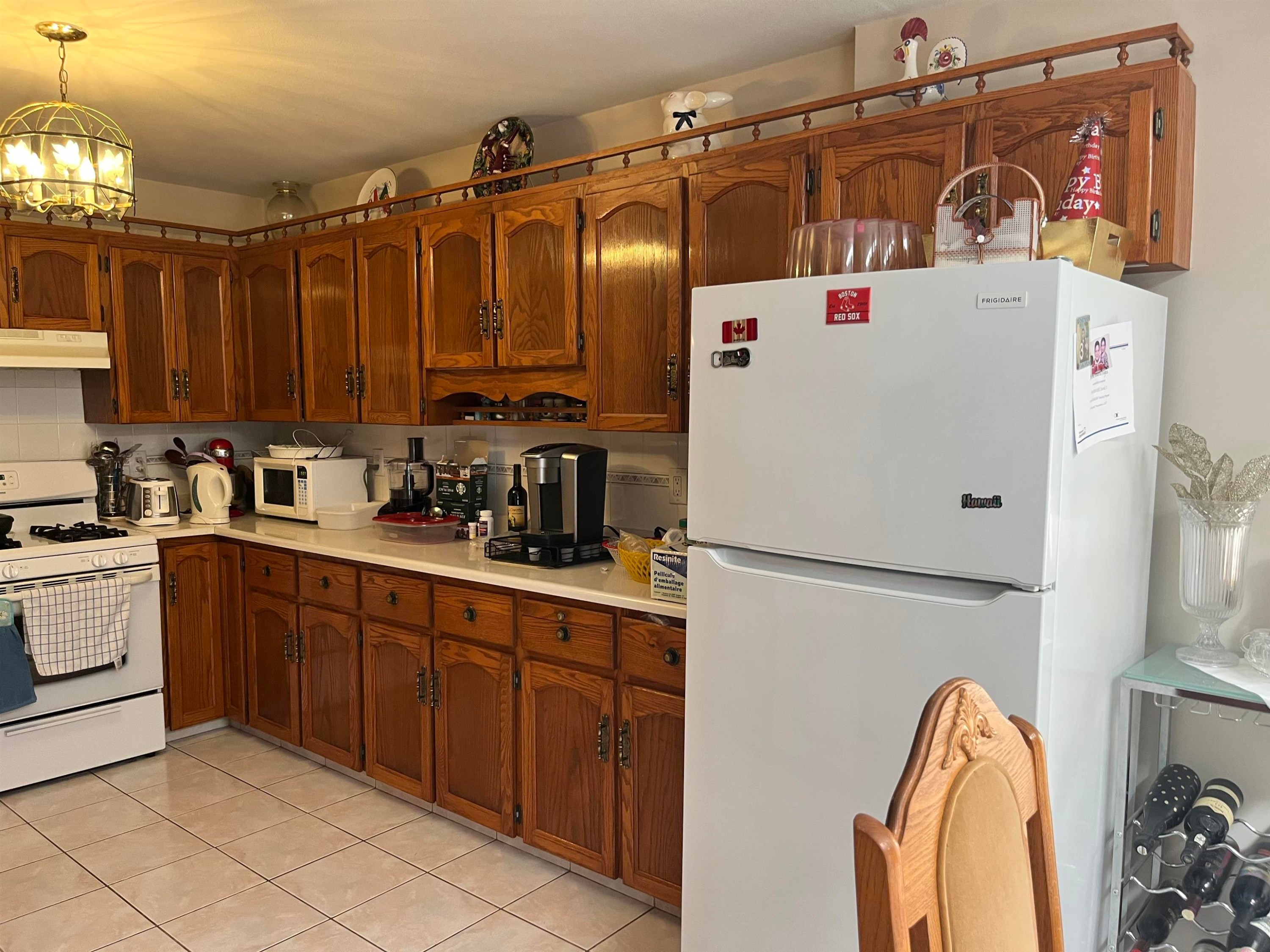 2665 Ward Street, Vancouver, BC - Indoor Photo Showing Kitchen