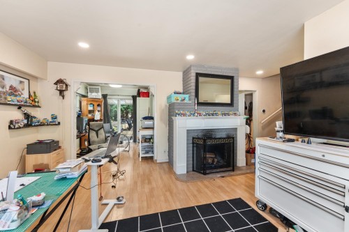 2246 Austin Avenue, Coquitlam, BC 