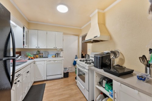 2246 Austin Avenue, Coquitlam, BC 