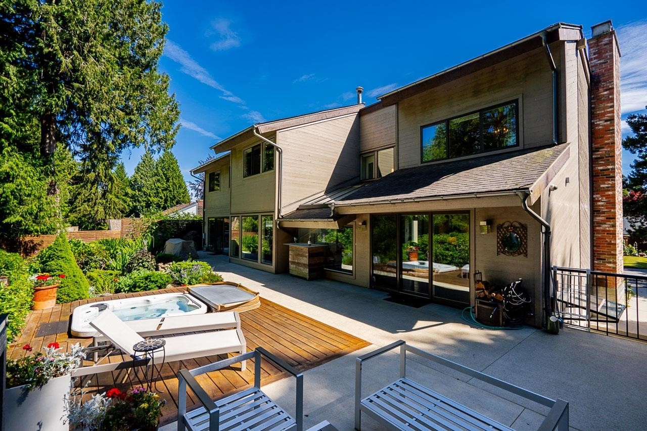 4241 Yuculta Crescent, Vancouver, BC - Outdoor With Deck Patio Veranda