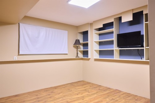 1183 Falcon Drive, Coquitlam, BC - Indoor Photo Showing Other Room