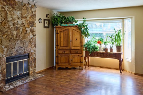 1183 Falcon Drive, Coquitlam, BC - Indoor Photo Showing Other Room With Fireplace