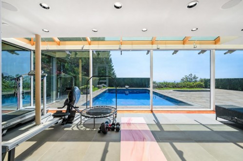 1626 Pinecrest Drive, West Vancouver, BC - Indoor Photo Showing Other Room With In Ground Pool