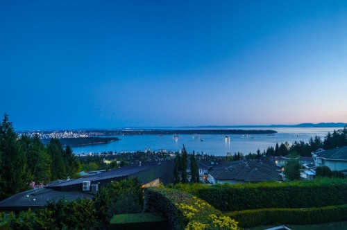 1626 Pinecrest Drive, West Vancouver, BC - Outdoor With Body Of Water With View