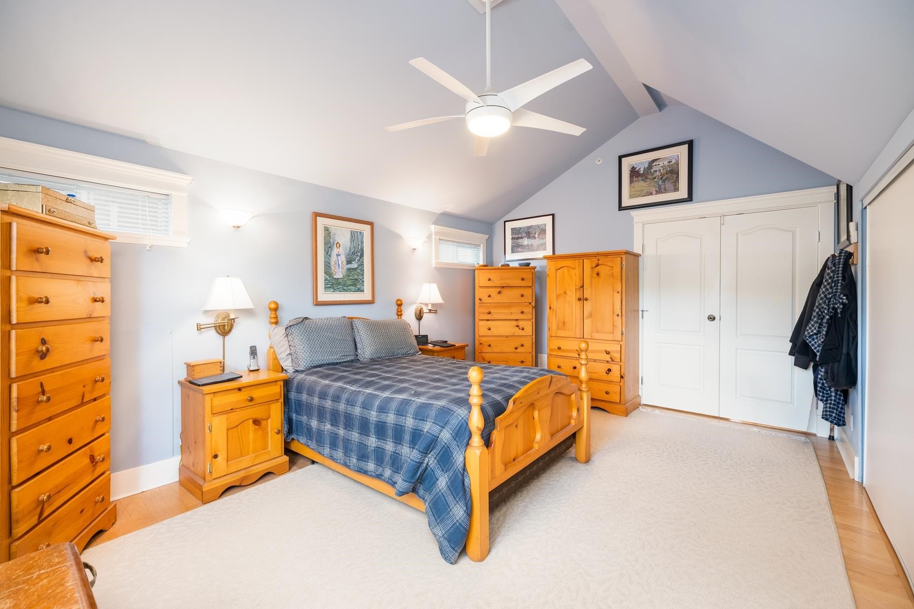 4337 15Th Avenue W, Vancouver, BC - Indoor Photo Showing Bedroom