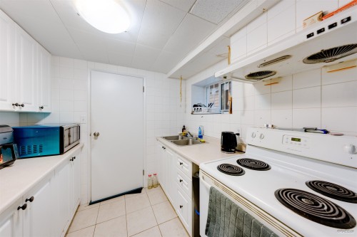 3342 Adanac Street, Vancouver, BC - Indoor Photo Showing Kitchen With Double Sink