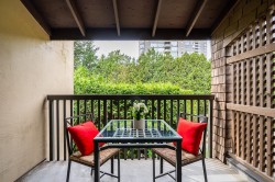 506-9857 Manchester Drive Burnaby, BC V3N 4P5