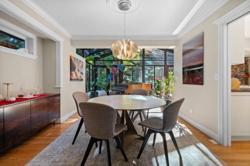 4613 Caulfeild Drive, West Vancouver, BC - Indoor Photo Showing Dining Room