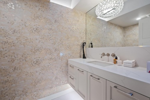 4613 Caulfeild Drive, West Vancouver, BC - Indoor Photo Showing Bathroom