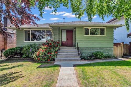 580 64Th Avenue W, Vancouver, BC - Outdoor