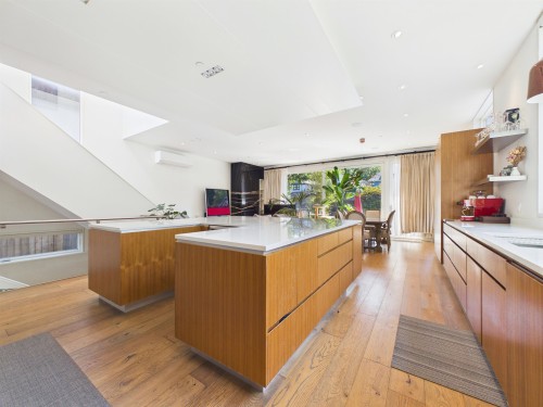 2996 11Th Avenue W, Vancouver, BC - Indoor Photo Showing Kitchen