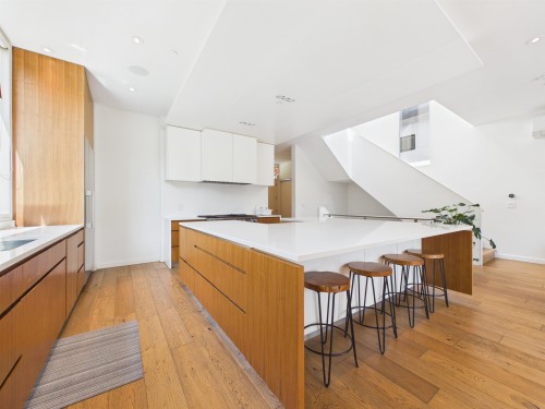 2996 11Th Avenue W, Vancouver, BC - Indoor Photo Showing Kitchen
