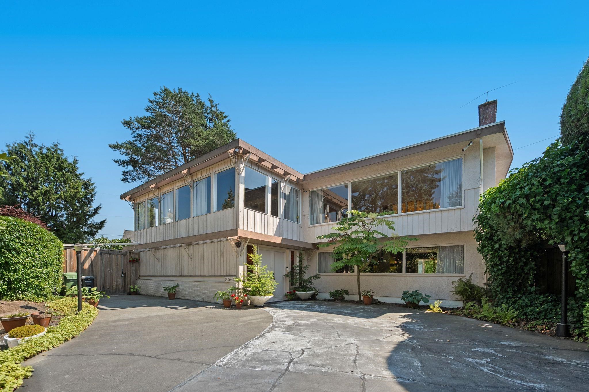 8660 Fairfax Crescent, Richmond, BC - Outdoor