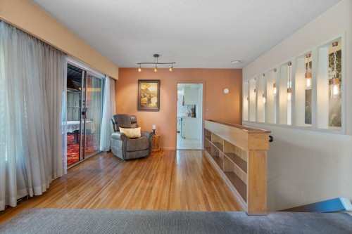 8660 Fairfax Crescent, Richmond, BC - Indoor Photo Showing Other Room