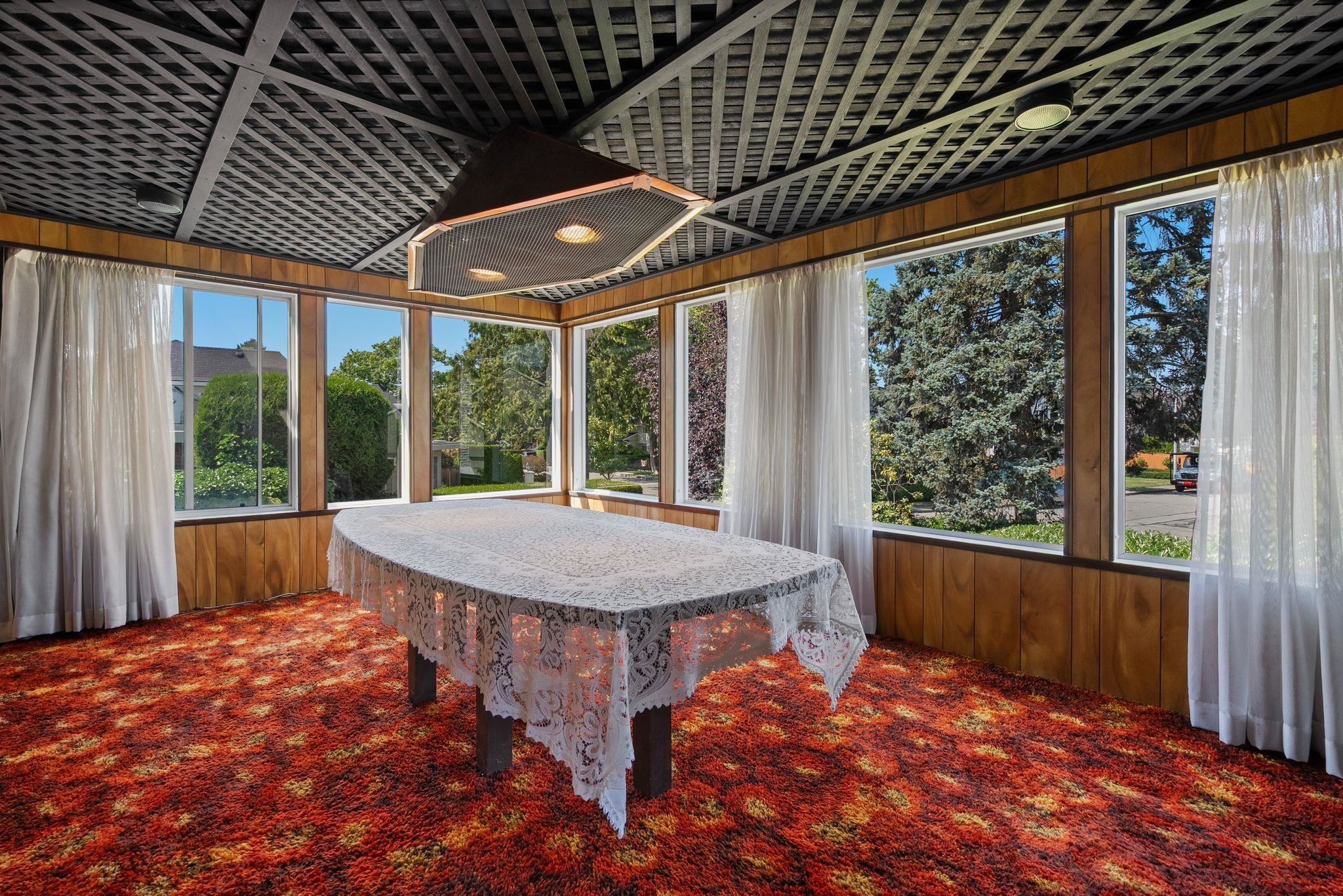 8660 Fairfax Crescent, Richmond, BC - With Exterior