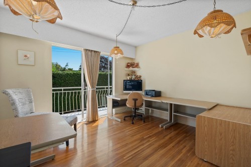 8660 Fairfax Crescent, Richmond, BC - Indoor
