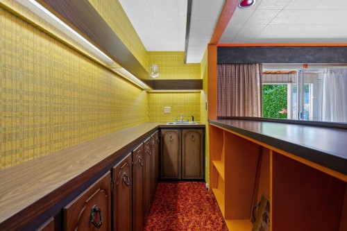 8660 Fairfax Crescent, Richmond, BC - Indoor Photo Showing Other Room