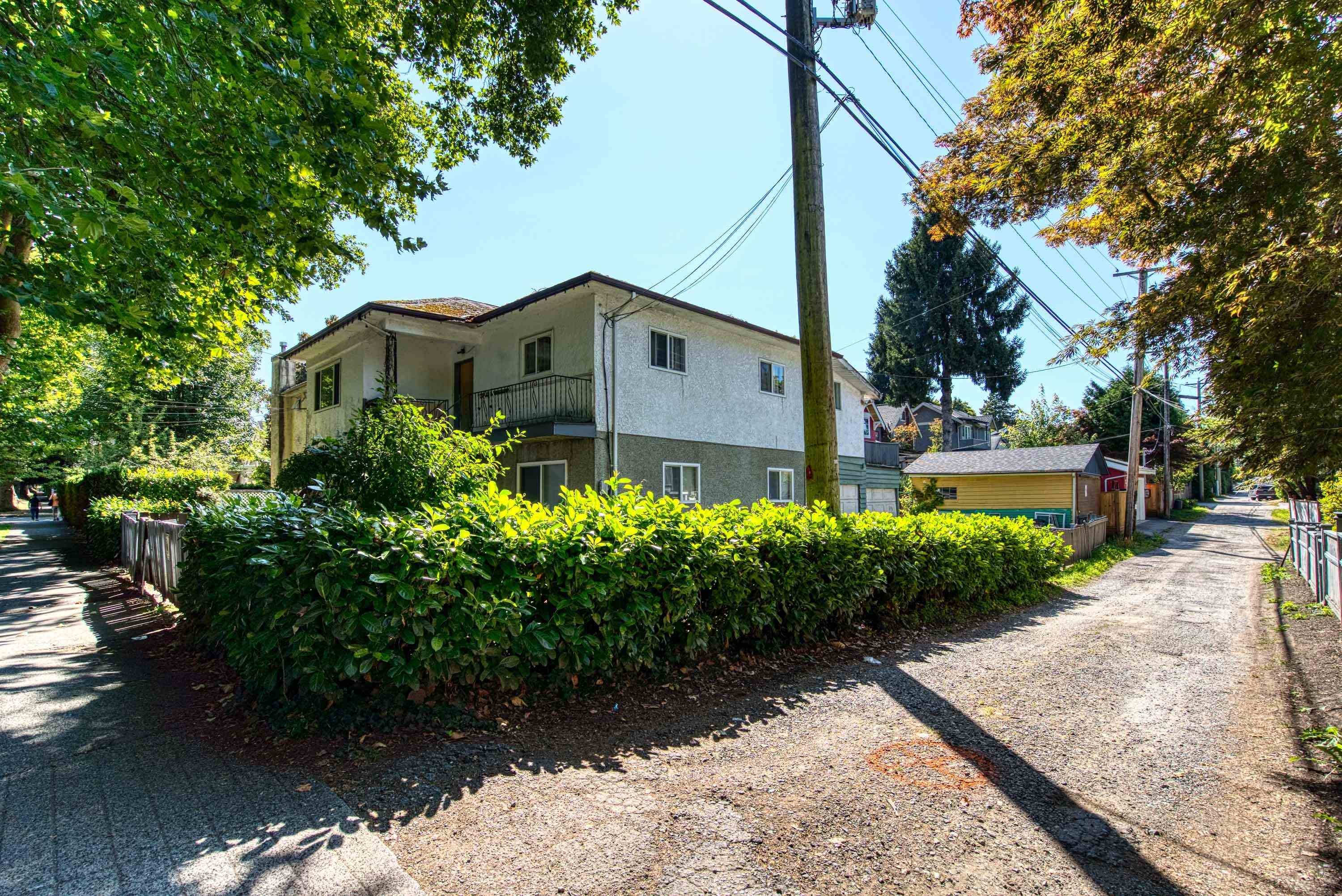 2675 Mackenzie Street, Vancouver, BC - Outdoor
