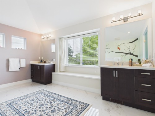 3513 Hadley Wood, Coquitlam, BC - Indoor Photo Showing Bathroom