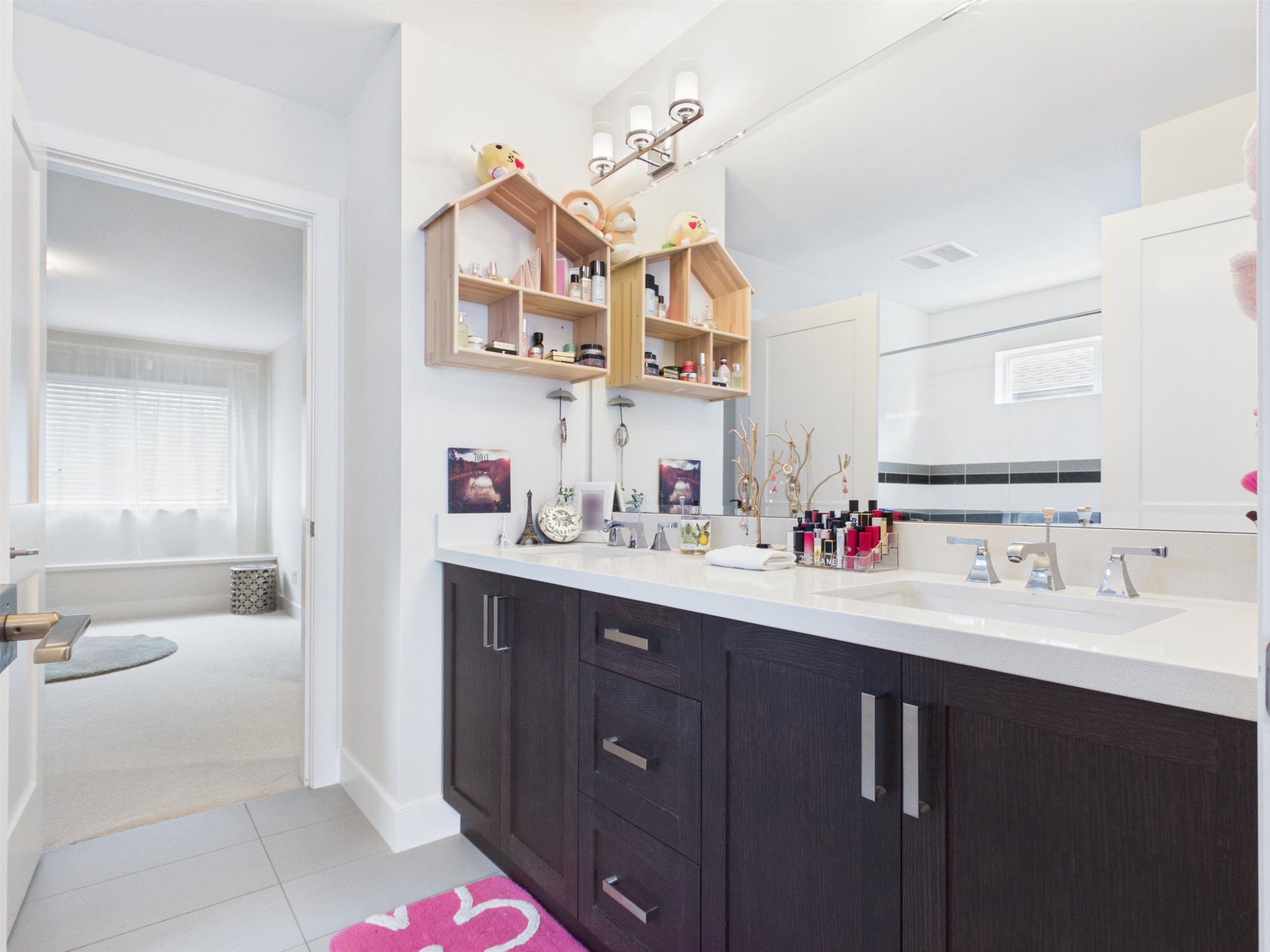 3513 Hadley Wood, Coquitlam, BC - Indoor Photo Showing Bathroom