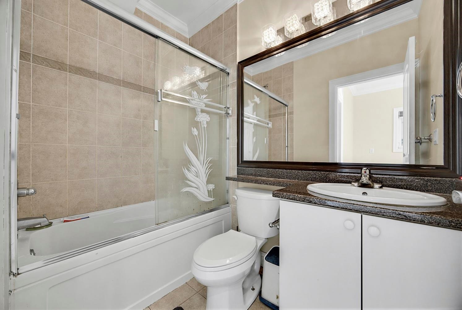 765 Skeena Street, Vancouver, BC - Indoor Photo Showing Bathroom