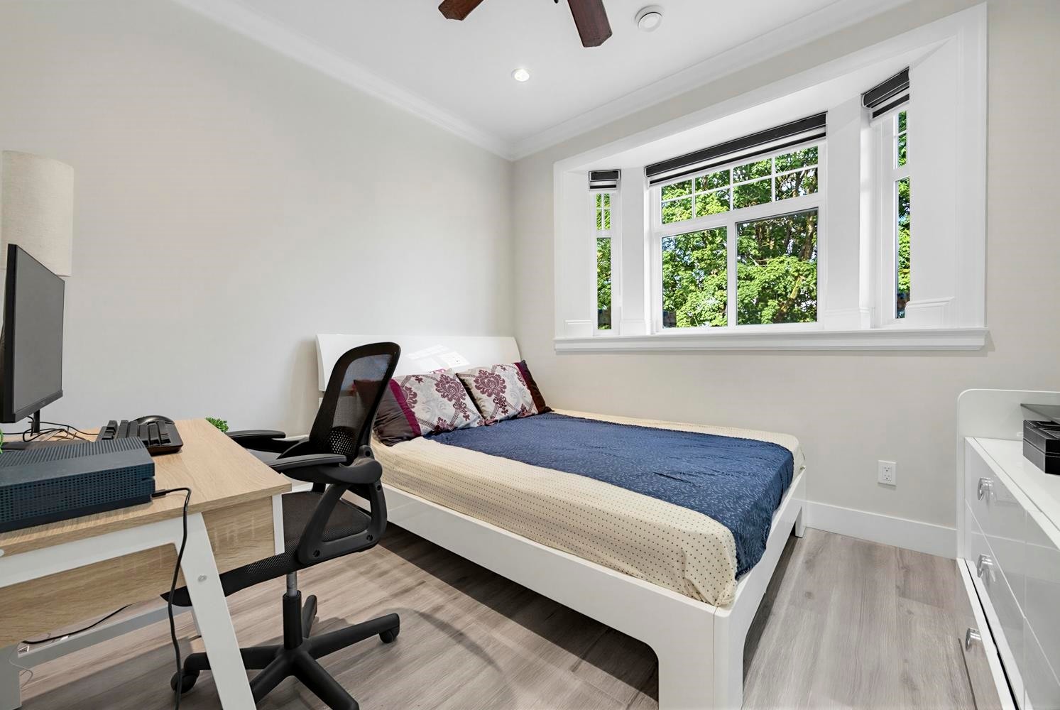 765 Skeena Street, Vancouver, BC - Indoor Photo Showing Bedroom