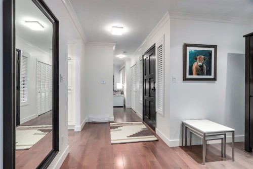 6590 Nelson Avenue, West Vancouver, BC - Indoor Photo Showing Other Room