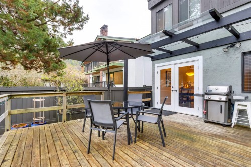 6590 Nelson Avenue, West Vancouver, BC - Outdoor With Deck Patio Veranda With Exterior