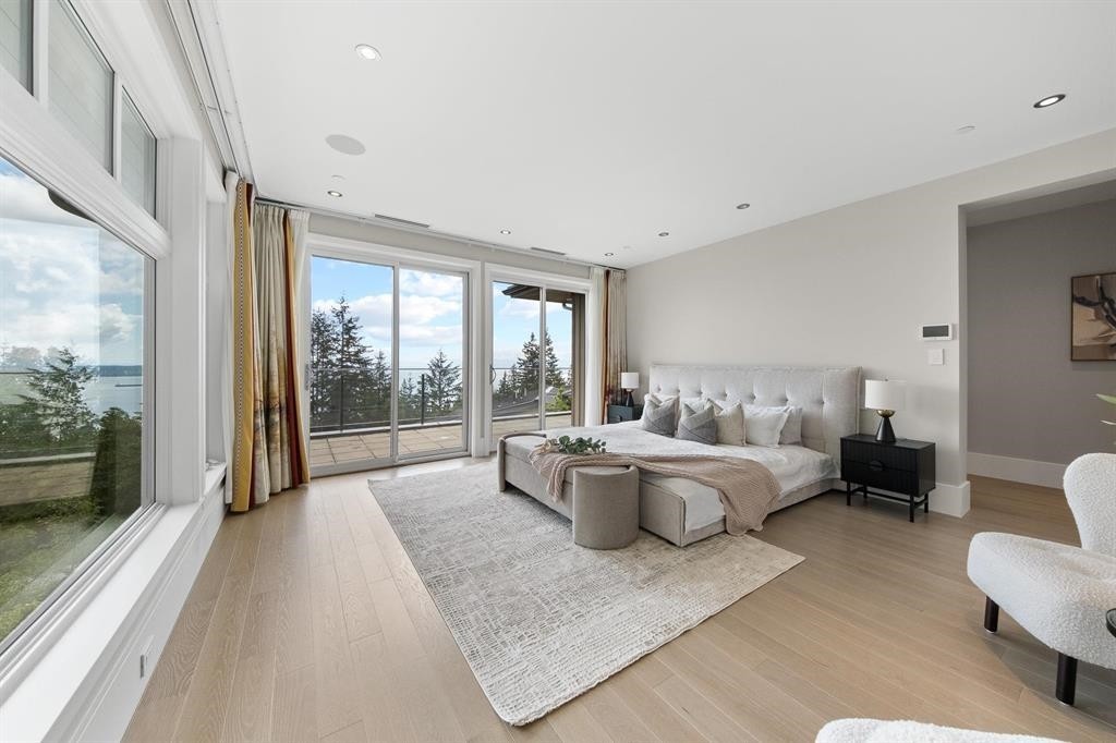 2972 Burfield Place, West Vancouver, BC - Indoor