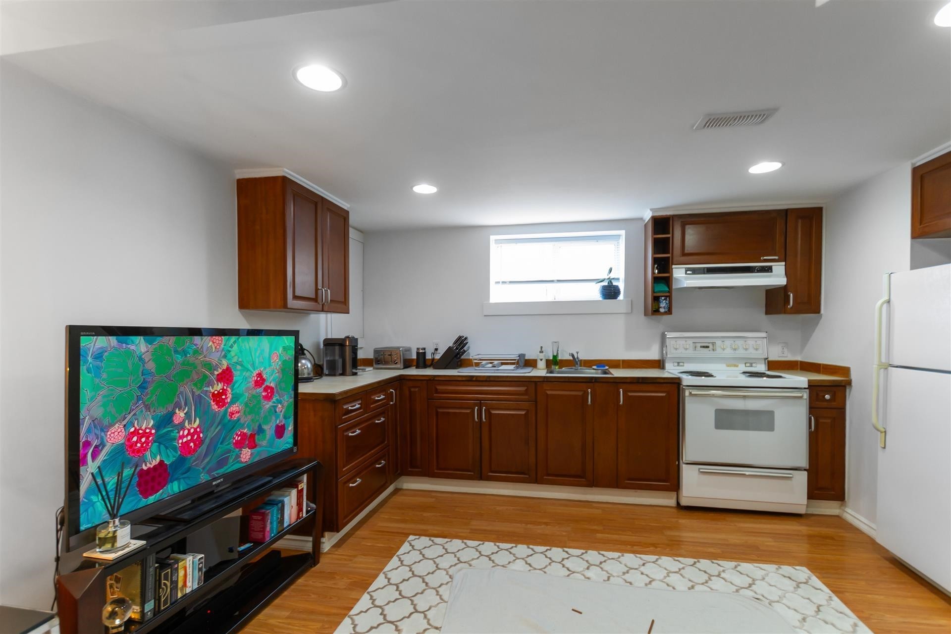 1925 Adanac Street, Vancouver, BC