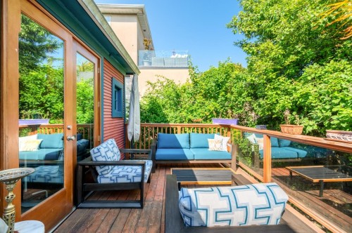 473 6Th Avenue E, Vancouver, BC - Outdoor With Deck Patio Veranda
