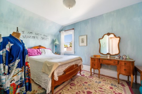 473 6Th Avenue E, Vancouver, BC - Indoor Photo Showing Bedroom