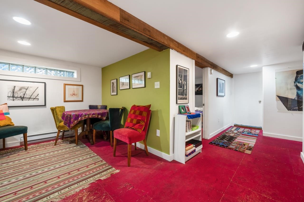 473 6Th Avenue E, Vancouver, BC - Indoor Photo Showing Other Room